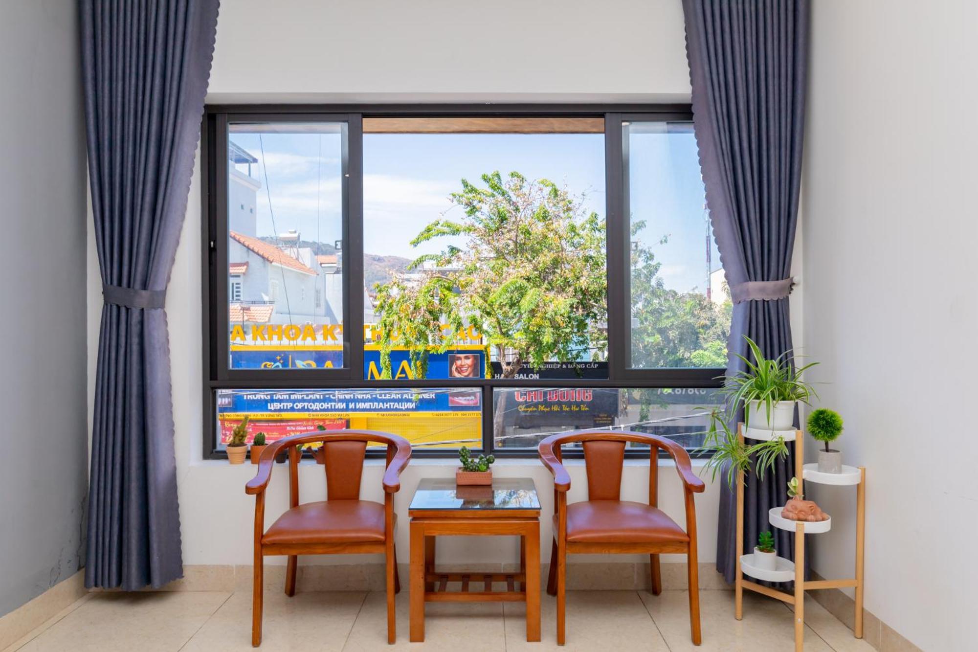Prague Hotel Vung Tau Esterno foto