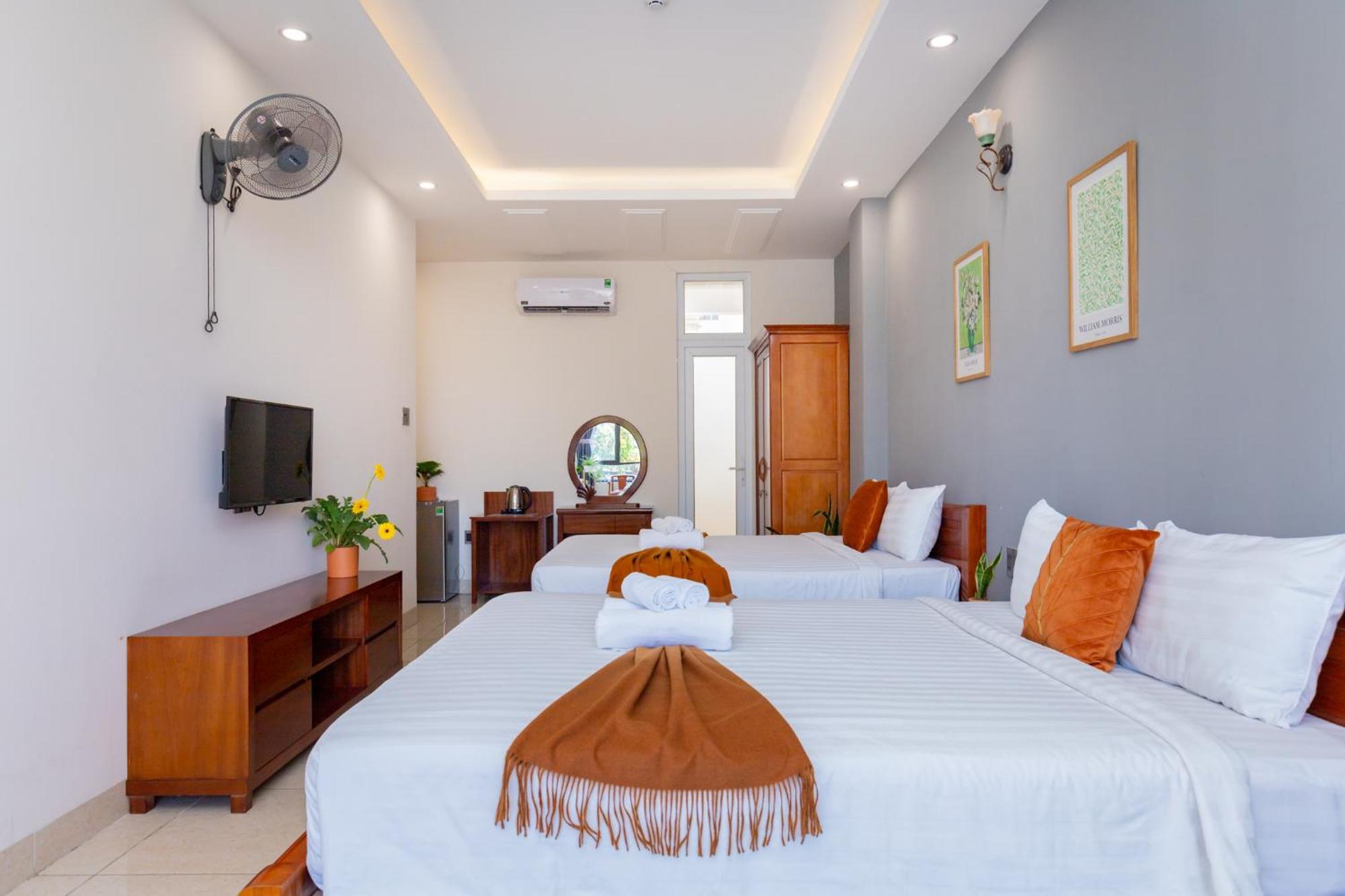Prague Hotel Vung Tau Esterno foto