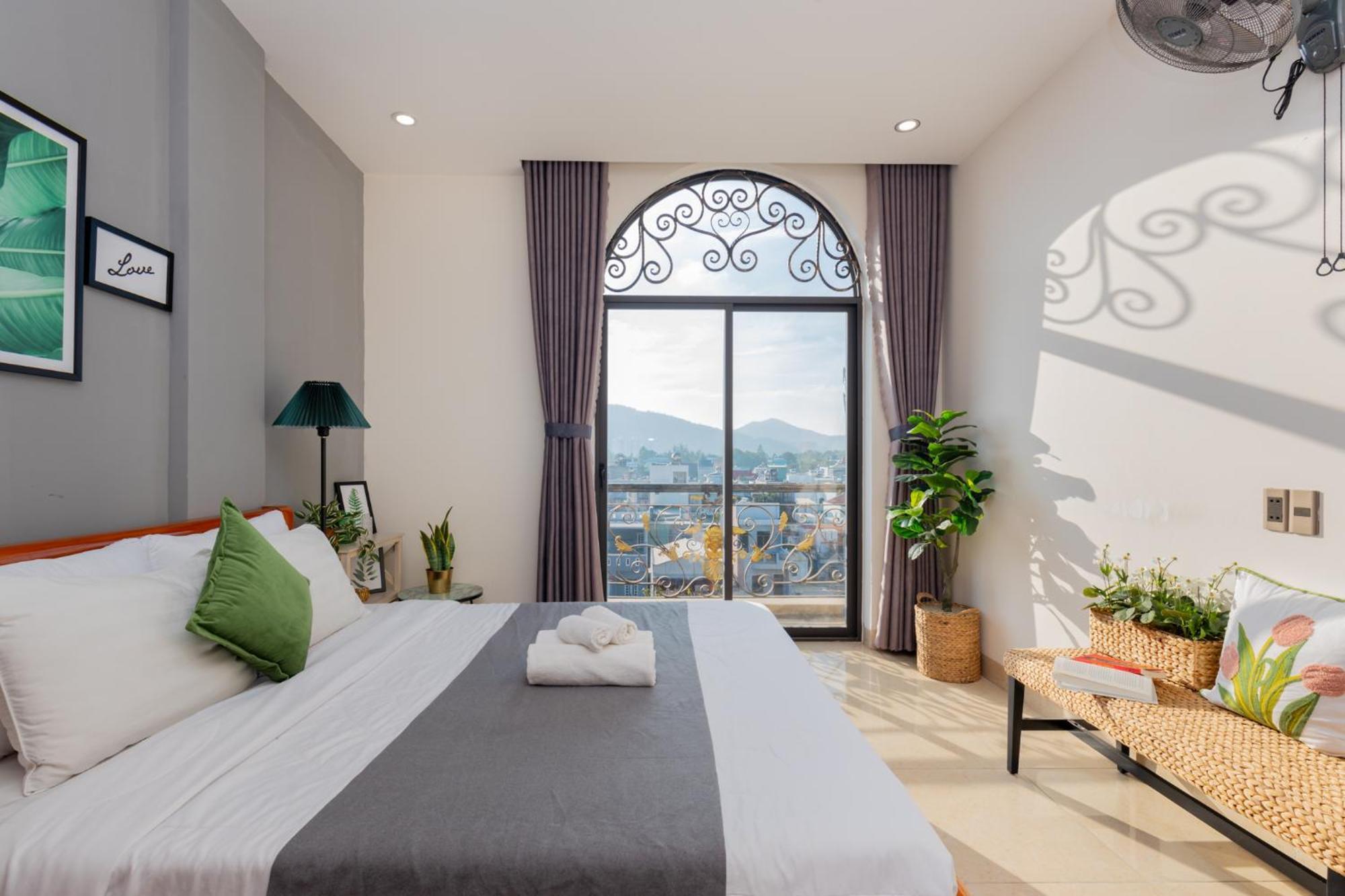 Prague Hotel Vung Tau Esterno foto