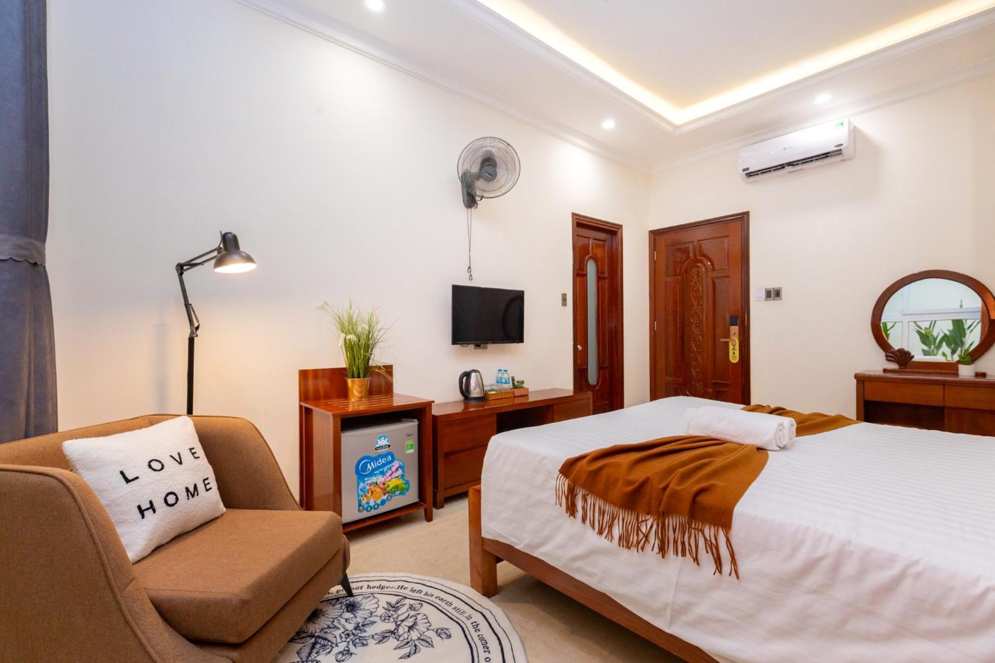 Prague Hotel Vung Tau Esterno foto